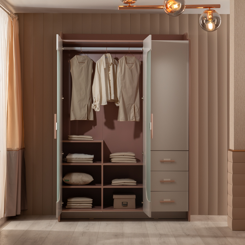 Трикрилен детски гардероб ESTELLA-4