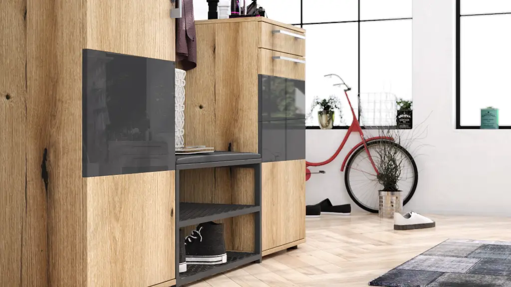 Hallway Figaro CEO + AG- cam.02.webp